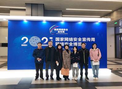 //pandatiyu.org/__local/A/7E/99/BE2E51EF3C7248BF81AF8DE634A_E578091A_2A676.jpg
